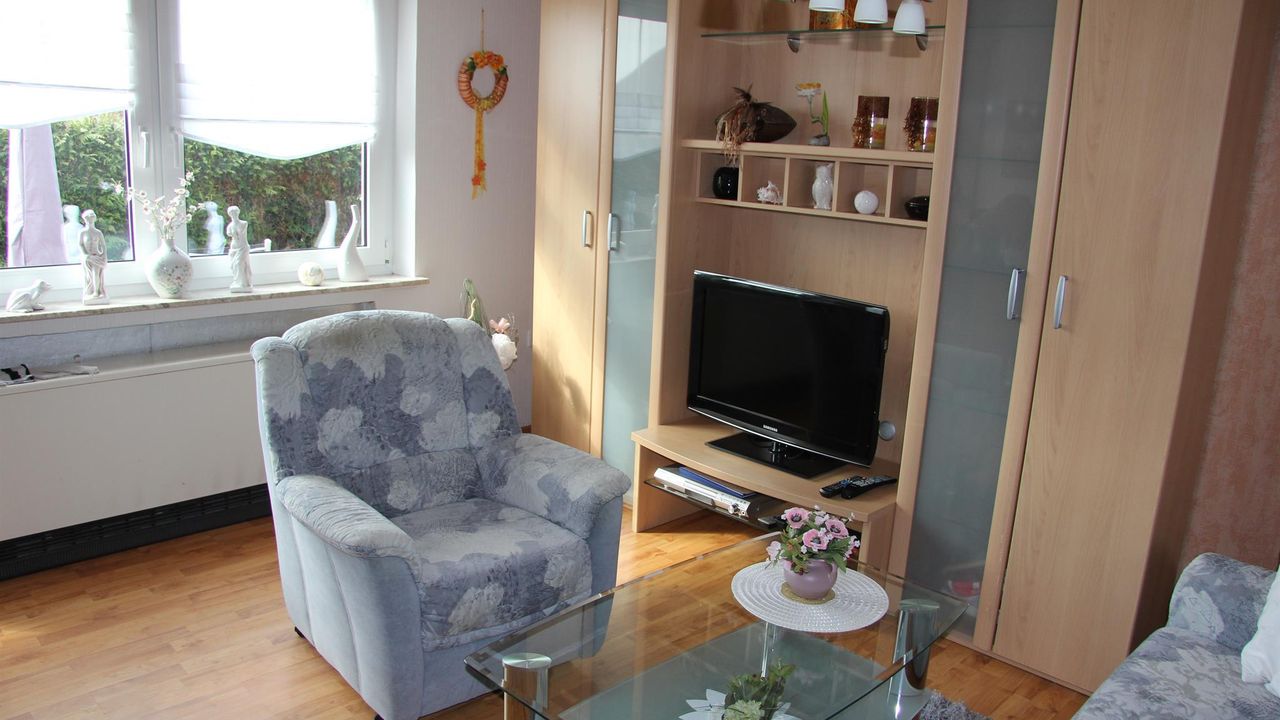 blick ins Wohnzimmer Whg 2 blick ins Wohnzimmer Whg 2